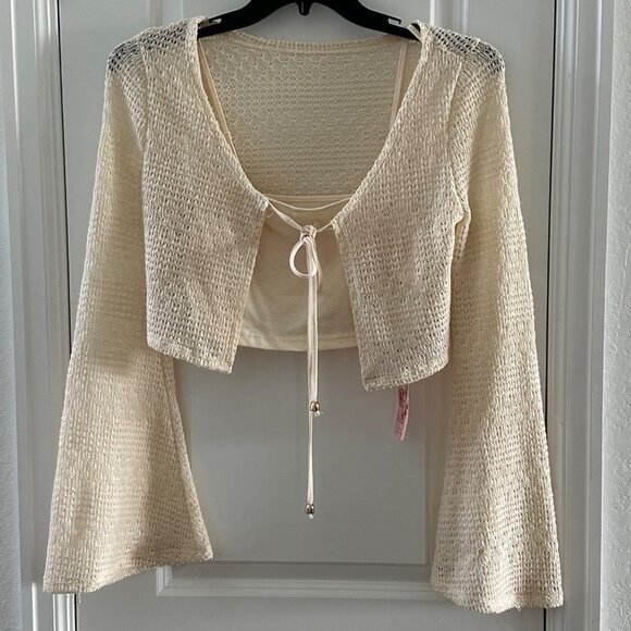 Shein Womens Beige Cropped V-Neck Bell Sleeve Knit Top M Polyester - Picture 1 of 8